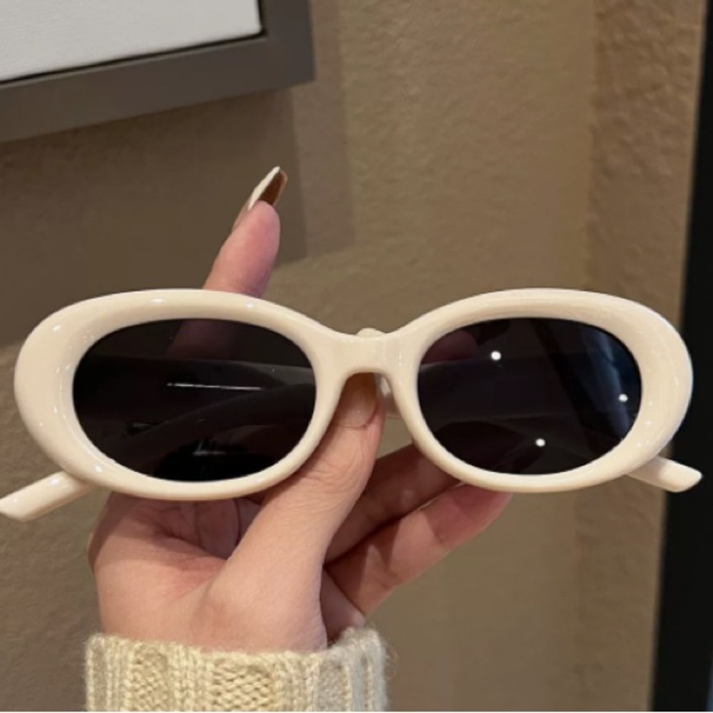 Cream Oval Retro Sunglasses for Women